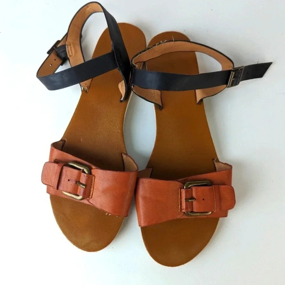 Dollhouse Strappy Sandals - 8 - Picture 8 of 8